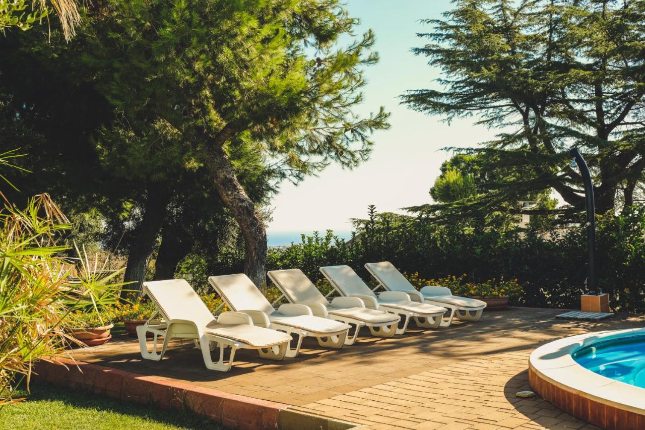 Villa Due Torri Cozzana Екстер'єр фото
